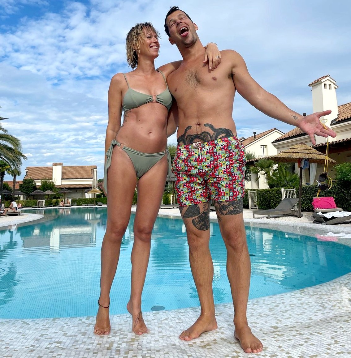 Federica Pellegrini Incinta E In Costume Le Prime Foto In Piscina Con