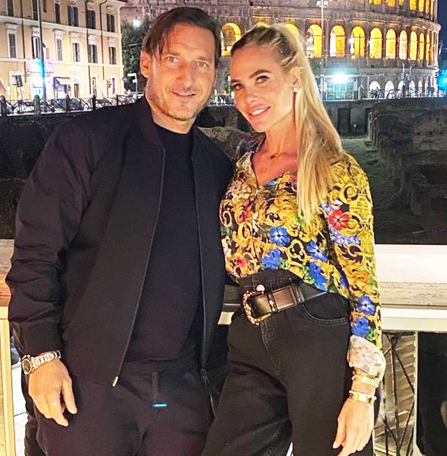 Ilary Blasi: «Sono felice, dopo il divorzio la vita non è finita. Totti a  cena?»