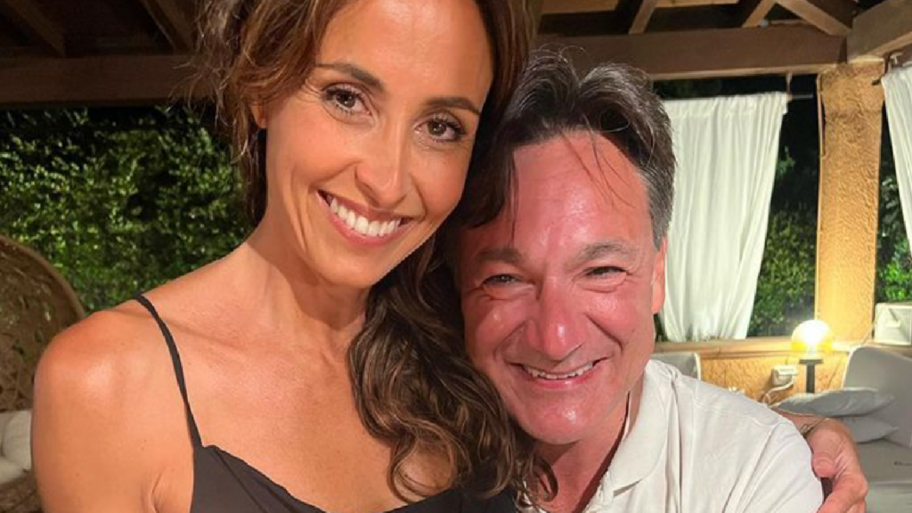 Benedetta Parodi e Fabio Caressa celebrano 23 anni di matrimonio Benedetta Parodi e Fabio Caressa celebrano 23 anni di matrimonio