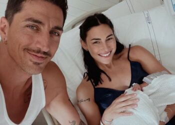 Marcello Sacchetta e Giulia Pauselli: le prime ore da genitori in 10 foto