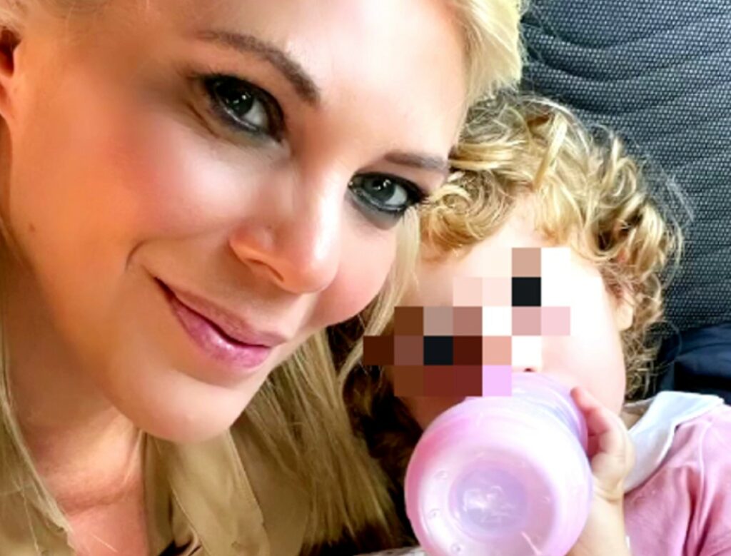 Eleonora Daniele: ''Da madre sono felice ma più esposta ai timori, all'apprensione e all’ansia''