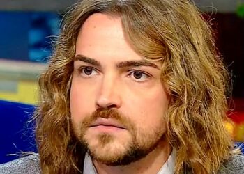 Valerio Scanu rivela per la prima volta la terribile malattia: ''Mezzo polmone asportato''