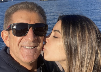 Ezio Greggio fa gli auguri alla giovane fidanzata per i suoi 30 anni: la dedica del 68enne