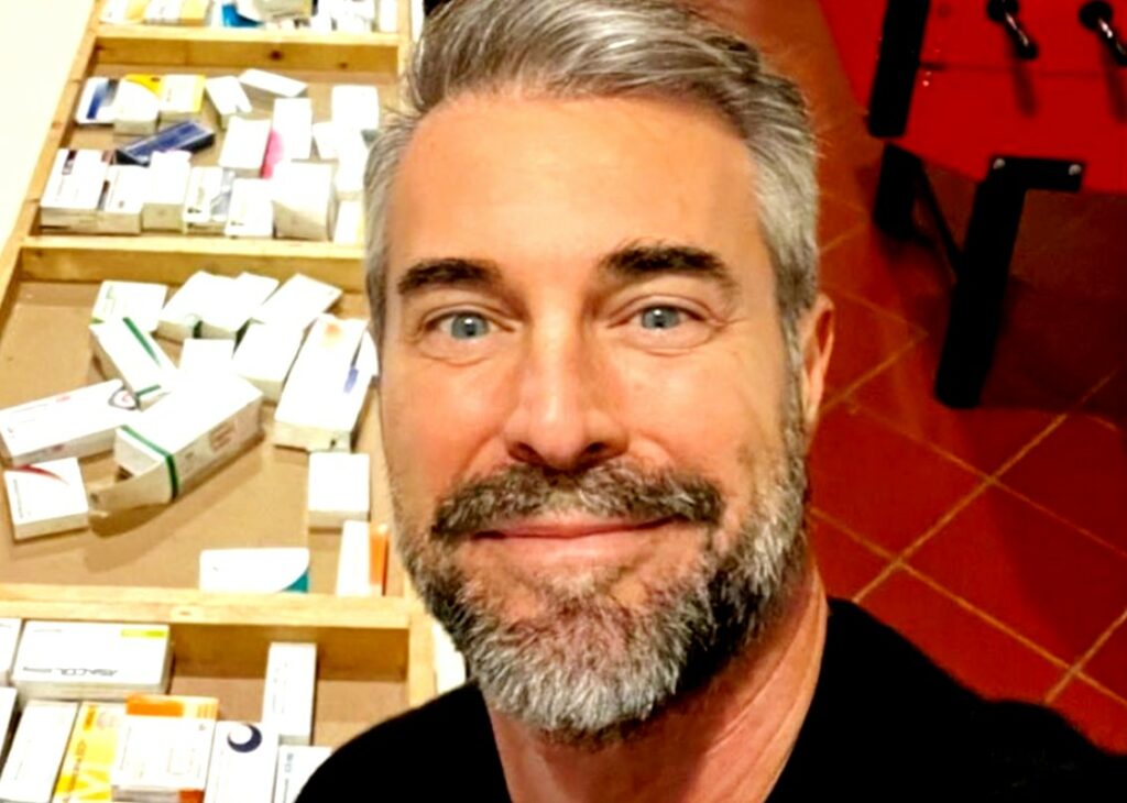 Flavio Montrucchio svela dove trascorre il tempo libero coi suoi figli: ''Vado sempre lì'' Flavio Montrucchio svela dove trascorre il tempo libero coi suoi figli: ''Vado sempre lì''