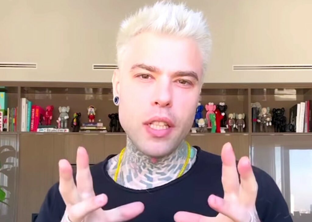 Fedez e Chiara Ferragni alloggiano in case separate a Sanremo: ecco il vero motivo Fedez e Chiara Ferragni alloggiano in case separate a Sanremo: ecco il vero motivo