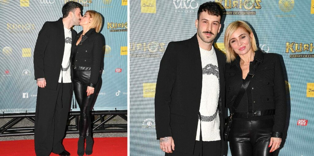 Veronica Peparini e Andreas Muller innamoratissimi sul red carpet tra baci e sorrisi: foto Veronica Peparini e Andreas Muller innamoratissimi sul red carpet tra baci e sorrisi: foto