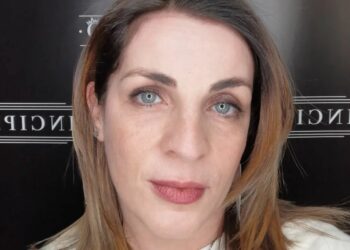 ''Pestata a sangue e lasciata sull'asfalto'': Elena Di Cioccio picchiata dall'ex perché sieropositiva