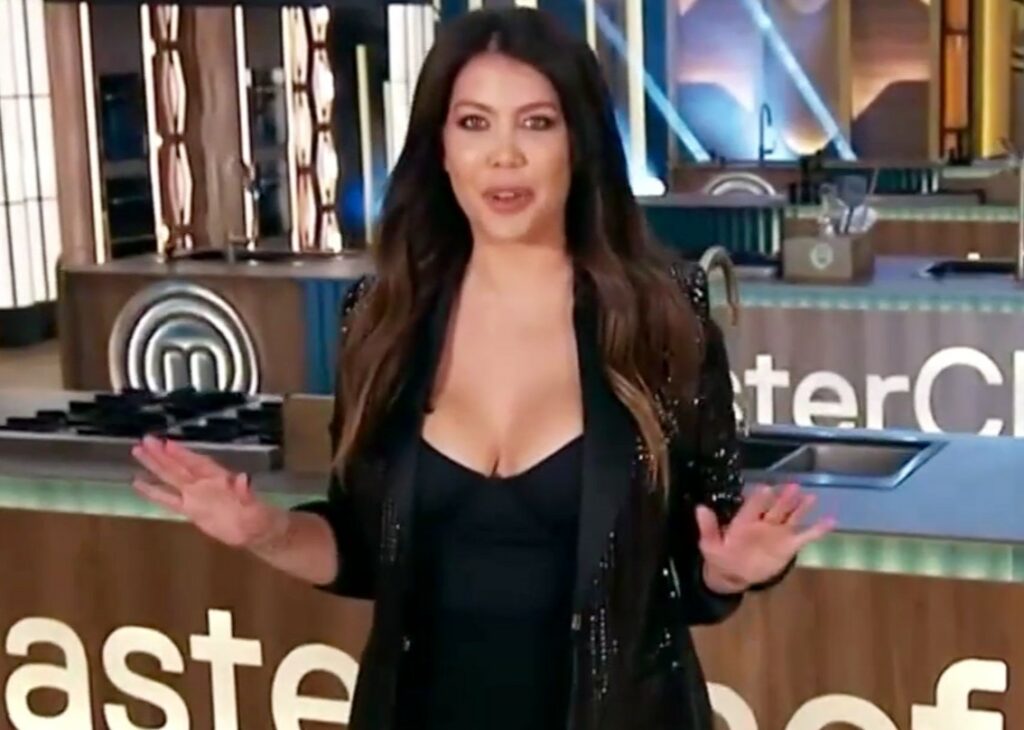 Wanda Nara debutta come conduttrice di Masterchef Argentina e fa il picco di ascolti Wanda Nara debutta come conduttrice di Masterchef Argentina e fa il picco di ascolti