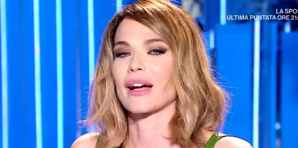 ''L'uomo che fa le pulizie in casa mi uccide l'eros'': Laura Chiatti travolta dalle polemiche dopo la frase infelice in diretta tv ''L'uomo che fa le pulizie in casa mi uccide l'eros'': Laura Chiatti travolta dalle polemiche dopo la frase infelice in diretta tv