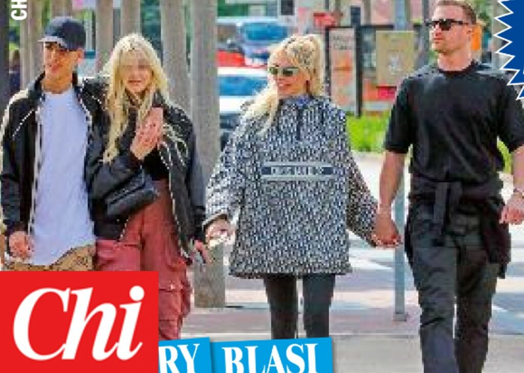 Ilary Blasi e Chanel Totti, il legame tra mamma e figlia si rinsalda con la vacanza insieme ai rispettivi fidanzati: foto Ilary Blasi e Chanel Totti, il legame tra mamma e figlia si rinsalda con la vacanza insieme ai rispettivi fidanzati: foto
