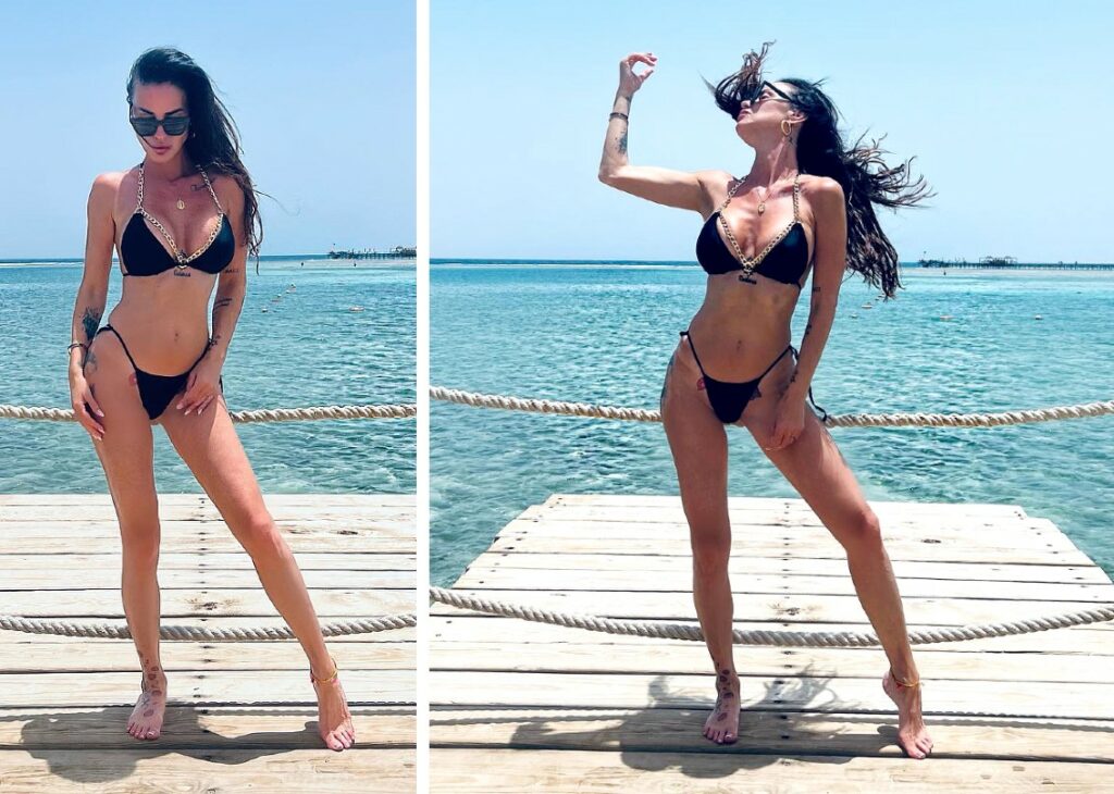 Antonella Mosetti a 47 anni sfoggia il fisico sensuale in bikini: le foto della vacanza 'bombastica' in Egitto Antonella Mosetti a 47 anni sfoggia il fisico sensuale in bikini: le foto della vacanza 'bombastica' in Egitto