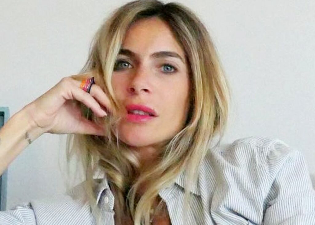 ''La separazione da Max Biaggi è stato un trauma per i nostri figli'': Eleonora Pedron parla della sua vita familiare oggi ''La separazione da Max Biaggi è stato un trauma per i nostri figli'': Eleonora Pedron parla della sua vita familiare oggi