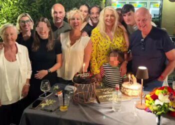 Mara Venier festeggia 17 anni di matrimonio con Nicola Carraro