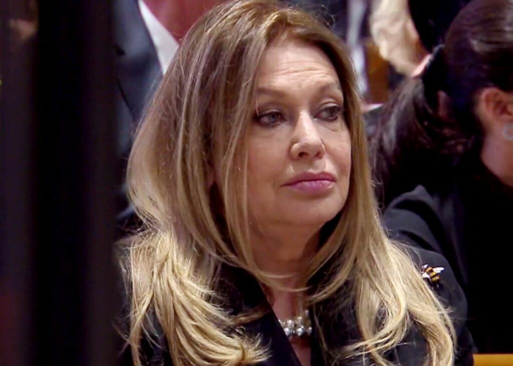Veronica Lario al Duomo per il funerale dell'ex marito Silvio Berlusconi: le immagini Veronica Lario al Duomo per il funerale dell'ex marito Silvio Berlusconi: le immagini