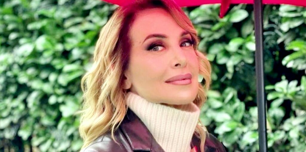 Barbara d'Urso esplode contro Mediaset: ''Mi hanno ferito, provo sgomento e rabbia''