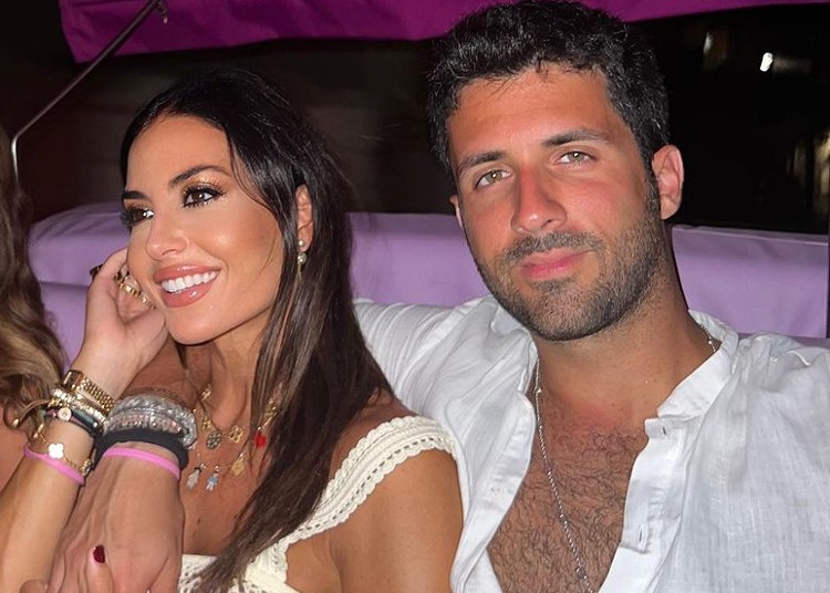 Elisabetta Gregoraci e Giulio Fratini, amore alla luce del sole Elisabetta Gregoraci e Giulio Fratini, amore alla luce del sole
