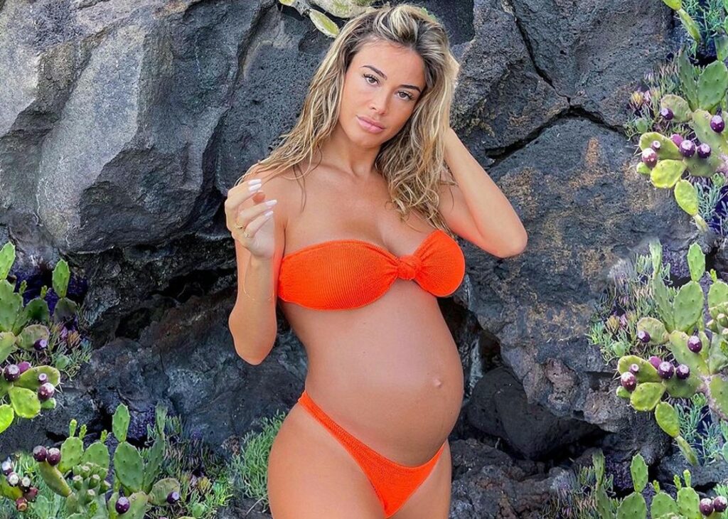 Diletta Leotta posta foto in bikini a due settimane del parto, rivela quanti chili ha preso in gravidanza Diletta Leotta posta foto in bikini a due settimane del parto, rivela quanti chili ha preso in gravidanza