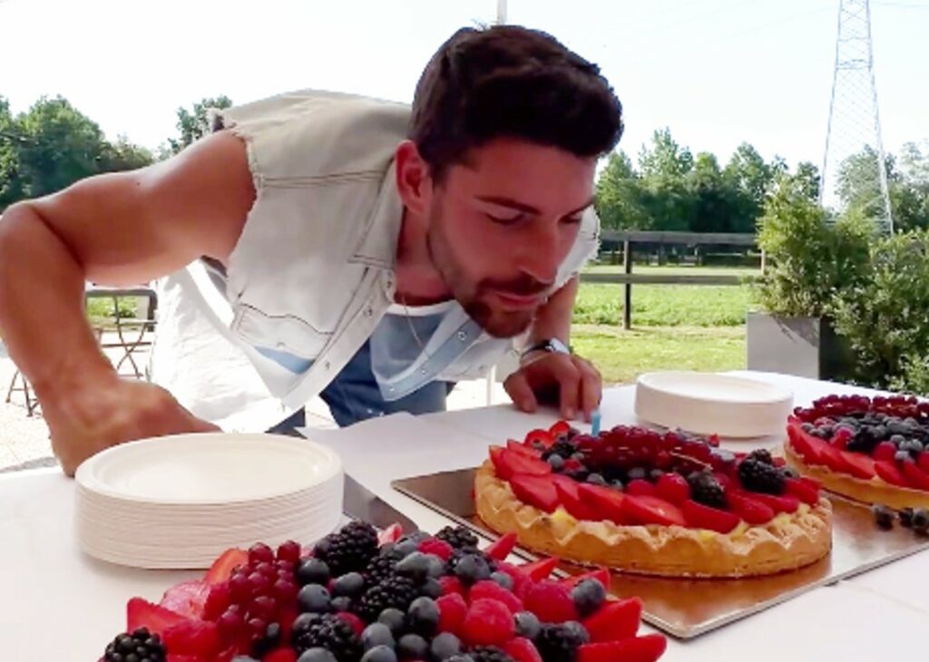 Ignazio Moser festeggia 31 anni al Circolo del Polo con la famiglia di Cecilia Rodriguez e gli amici Ignazio Moser festeggia 31 anni al Circolo del Polo con la famiglia di Cecilia Rodriguez e gli amici