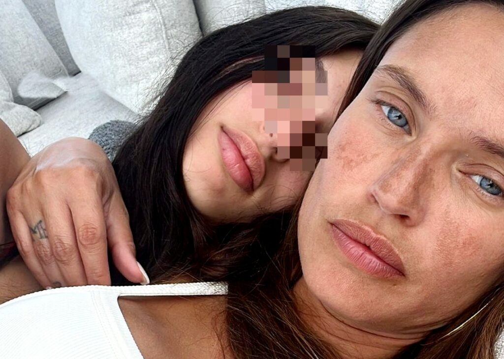 ''Ora la mia vita è completa'': Bianca Balti fa un annuncio sulla figlia più grande