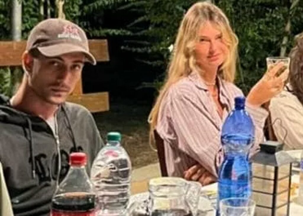 Damiano David dei Maneskin e la presunta nuova fidanzata Martina: la prima foto social Damiano David dei Maneskin e la presunta nuova fidanzata Martina: la prima foto social