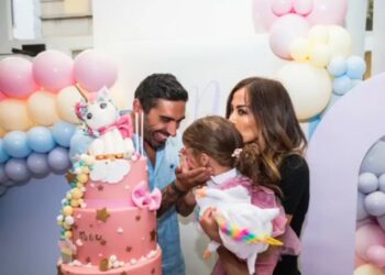Giorgia Palmas e Filippo Magnini organizzano un party pieno di unicorni per i 3 anni di Mia