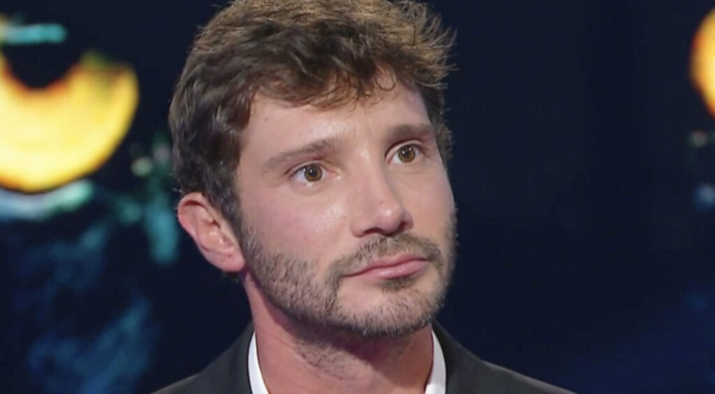 ''Devo ridivorziare'': Stefano De Martino parla della rottura con Belen a 'Belve' ma appare confuso ''Devo ridivorziare'': Stefano De Martino parla della rottura con Belen a 'Belve' ma appare confuso
