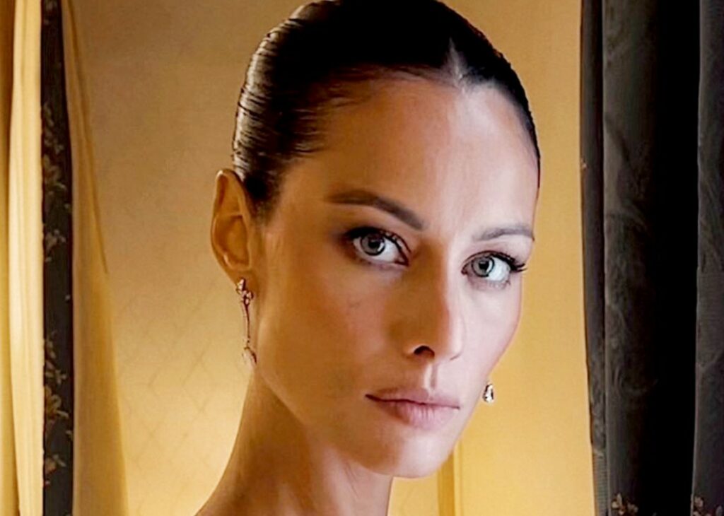 ''Ti piace fare pom**ni?'': Marica Pellegrinelli risponde così alla domanda intima del follower social