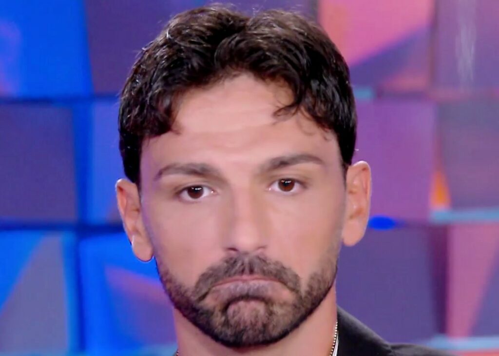 ''Mentre facevo Amici ho avuto due tumori maligni, entravo e uscivo dall'ospedale'': Raimondo Todaro racconta la battaglia segreta contro la malattia ''Mentre facevo Amici ho avuto due tumori maligni, entravo e uscivo dall'ospedale'': Raimondo Todaro racconta la battaglia segreta contro la malattia