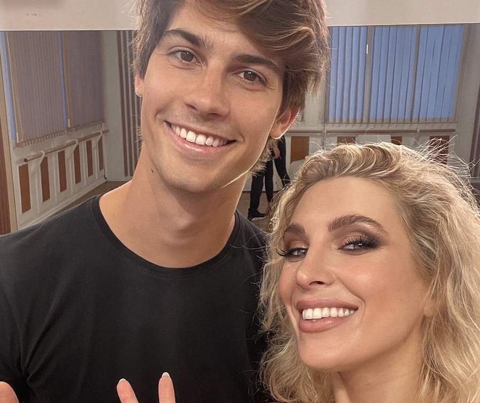 Lorenzo Tano, figlio di Siffredi, annuncia chi è la sua insegnante a 'Ballando con le Stelle'