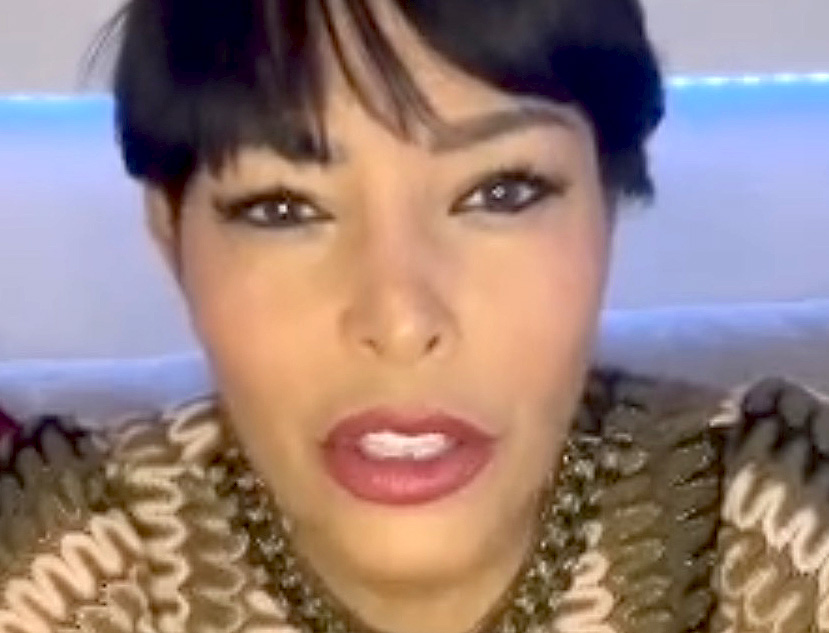 ''Forse le protesi al seno hanno influito'': Carolina Marconi e il tumore, avvertimento a chi ha fatto la mastoplastica