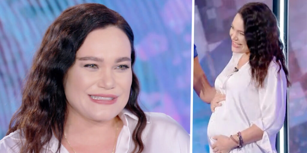 ''Sono al quinto mese e mezzo'': Romina Carrisi a 36 anni è incinta del compagno 52enne Stefano, l’annuncio in tv ''Sono al quinto mese e mezzo'': Romina Carrisi a 36 anni è incinta del compagno 52enne Stefano, l’annuncio in tv