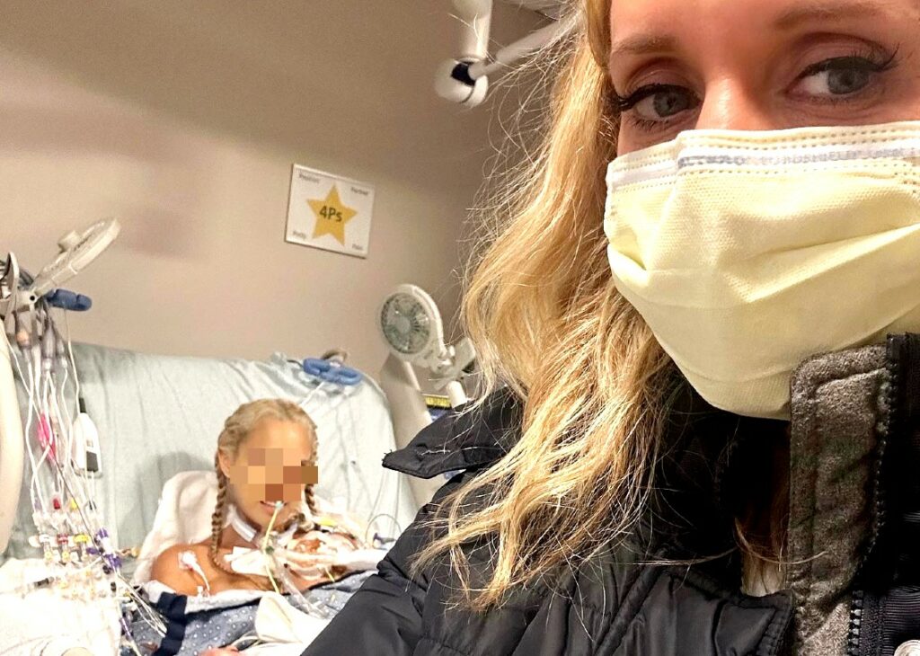 ''Un prete era arrivato a darle l’estrema unzione'': la showgirl Justine Mattera al capezzale della sorella, foto dure e racconto