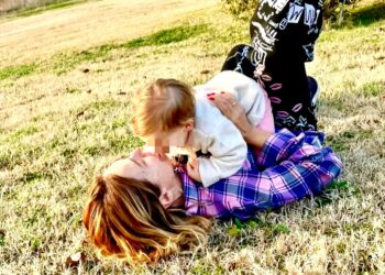 Barbara d'Urso aspettando il ritorno in tv è una nonna quasi a tempo pieno