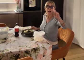 Andreas Muller non può mangiare vicino a Veronica Peparini: lo strano motivo