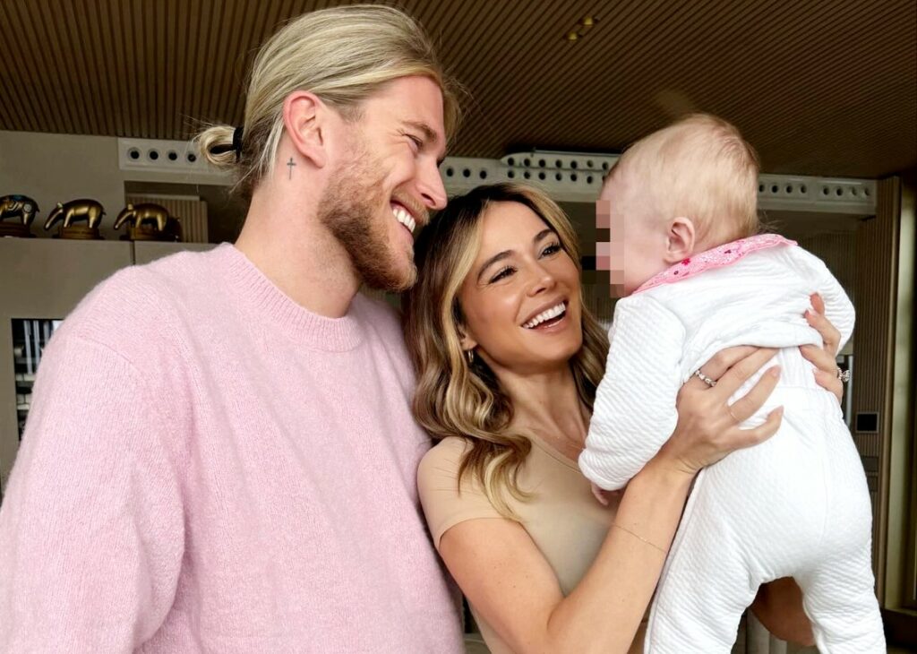 Diletta Leotta e Loris Karius festeggiano il San Valentino più bello di sempre insieme alla figlia Aria Diletta Leotta e Loris Karius festeggiano il San Valentino più bello di sempre insieme alla figlia Aria