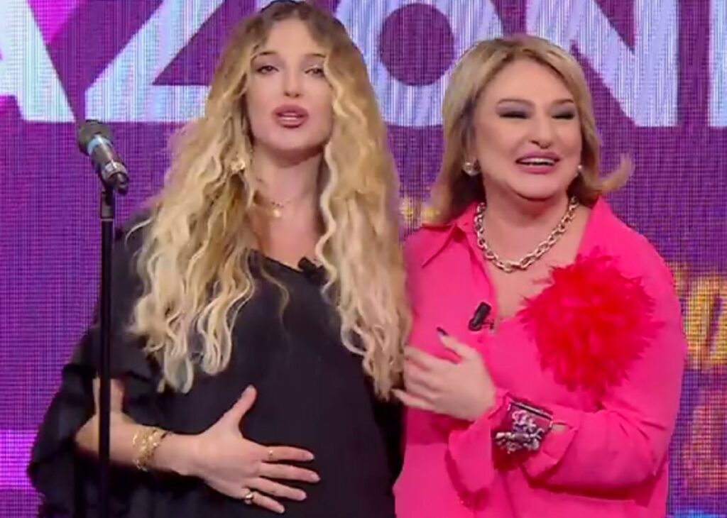 Guenda Goria svela in tv il nome che pensa di mettere al figlio: ecco qual è Guenda Goria svela in tv il nome che pensa di mettere al figlio: ecco qual è