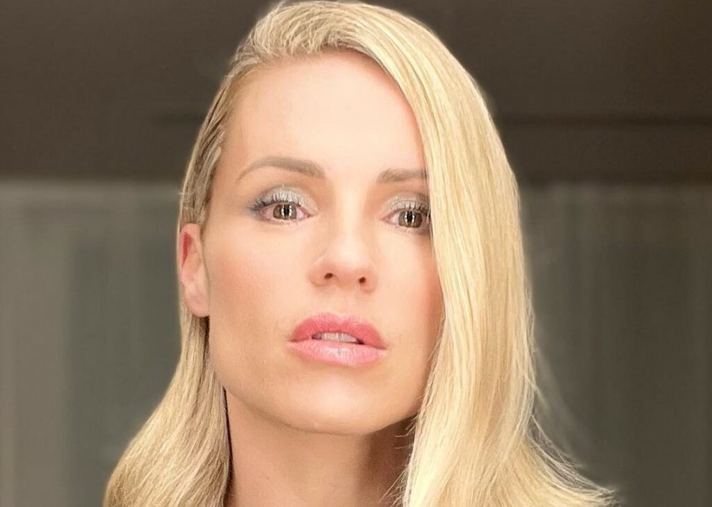 ''Faccio analisi con una persona brava'': Michelle Hunziker spiega come fa a mantenersi giovane tra gratitudine ed emozioni negative