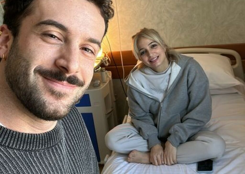 Veronica Peparini e Andreas Muller sono ancora in ospedale con le gemelline: ecco come stanno Veronica Peparini e Andreas Muller sono ancora in ospedale con le gemelline: ecco come stanno