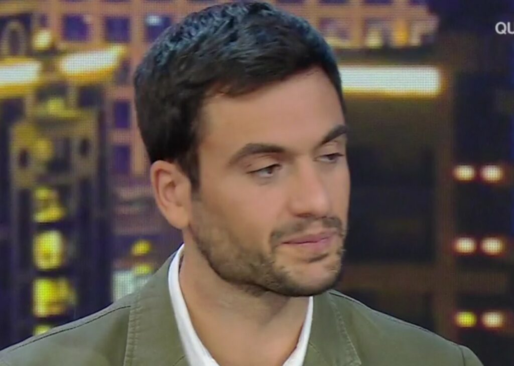 ''Dopo Striscia la Notizia facevo il cameriere per arrotondare'': l'ex velino Pierpaolo Pretelli racconta il periodo 'down' e le crisi di panico