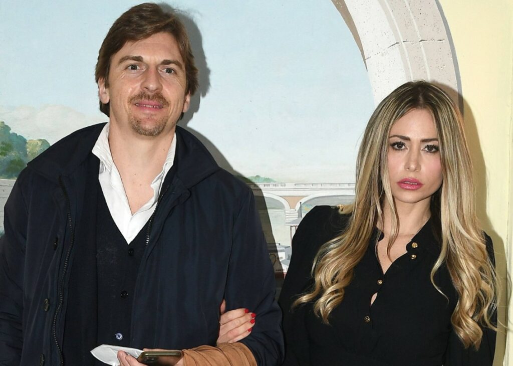 ''Ha scoperto l’infedeltà di lui'': Martina Stella prenderà assegno di mantenimento, noto quotidiano parla del motivo della fine del matrimonio