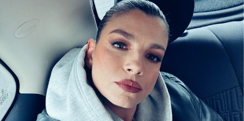 ''Con l’intervento ho perso definitivamente le ovaie'': la confessione di Emma Marrone e il desiderio di diventare madre ''Con l’intervento ho perso definitivamente le ovaie'': la confessione di Emma Marrone e il desiderio di diventare madre