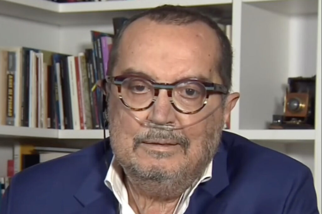 ''Ho un tumore che non lascia scampo, mi resta poco da vivere'': il giornalista Franco Di Mare rivela la malattia ''Ho un tumore che non lascia scampo, mi resta poco da vivere'': il giornalista Franco Di Mare rivela la malattia