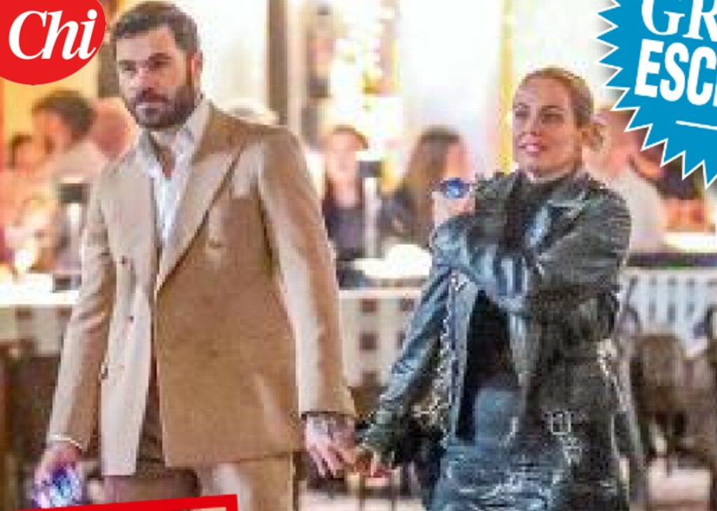 Sonia Bruganelli e l’insegnante di 'Ballando' Angelo Madonia sempre più vicini: le nuove foto di Chi fanno pensare a un legame molto stretto Sonia Bruganelli e l’insegnante di 'Ballando' Angelo Madonia sempre più vicini: le nuove foto di Chi fanno pensare a un legame molto stretto