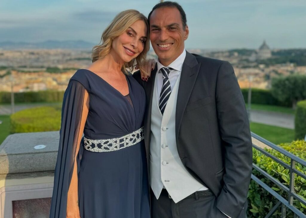 Stefania Orlando per la prima volta sul social col nuovo compagno Marco Zechini: guarda le immagini