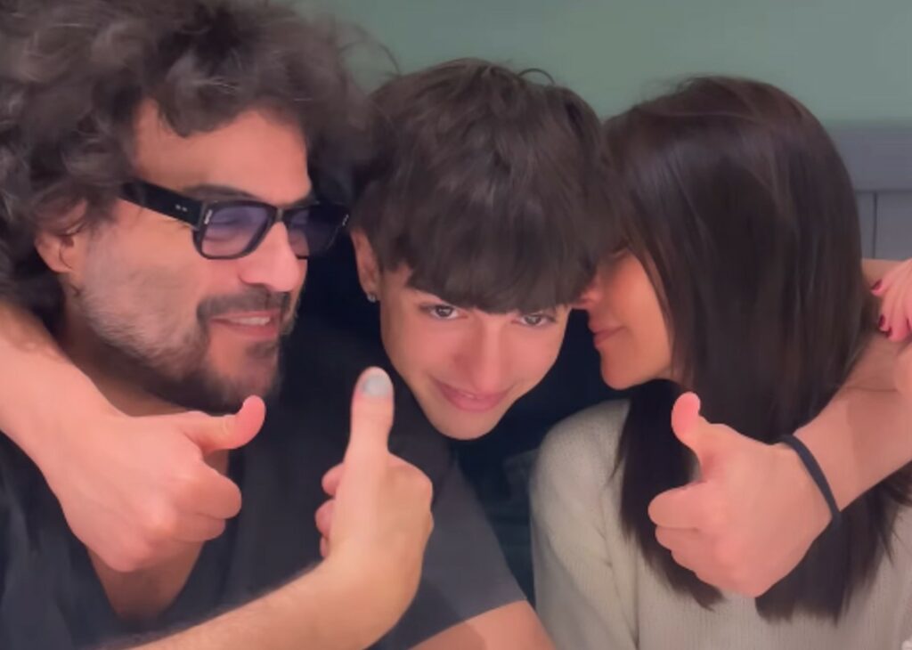 Ambra e Francesco Renga ancora una volta uniti dai figli: felici e sorridenti insieme al compleanno di Leonardo, guarda Ambra e Francesco Renga ancora una volta uniti dai figli: felici e sorridenti insieme al compleanno di Leonardo, guarda