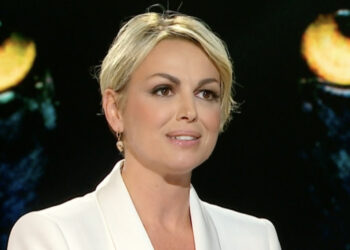 ''Ho sempre avuto un debole per le donne molto più grandi'': Francesca Pascale a 'Belve' racconta aspetti intimi della sua vita