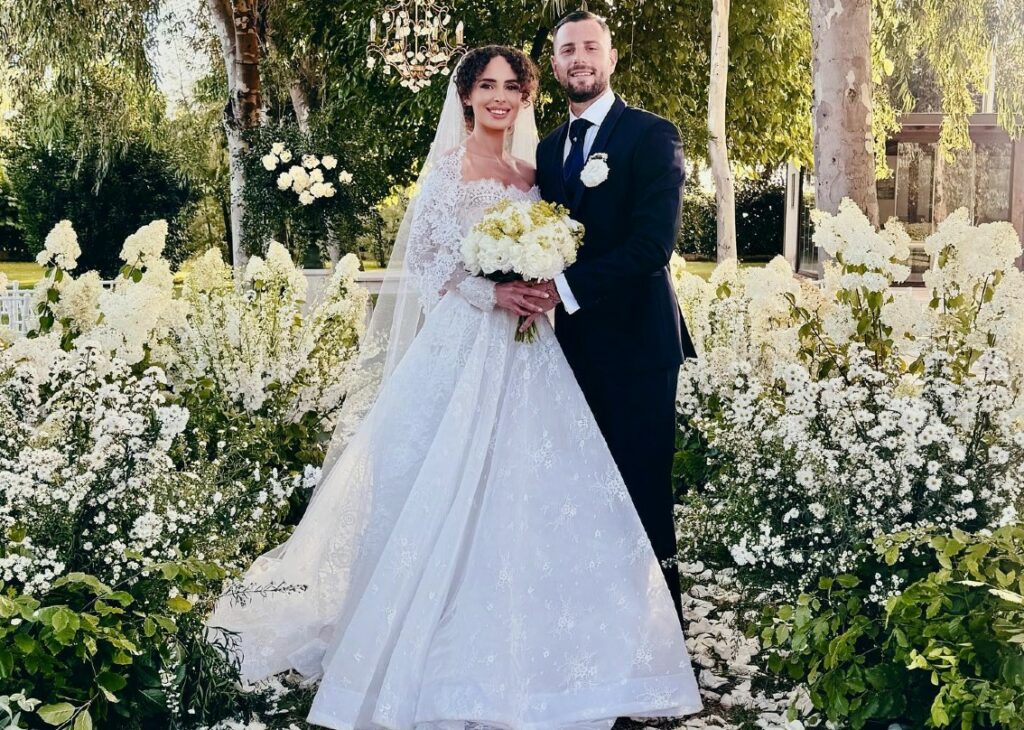 ''Finalmente il nostro sì'': l'ex tronista di 'Uomini e Donne' Sara Affi Fella si è sposata. Le immagini delle nozze ''Finalmente il nostro sì'': l'ex tronista di 'Uomini e Donne' Sara Affi Fella si è sposata. Le immagini delle nozze