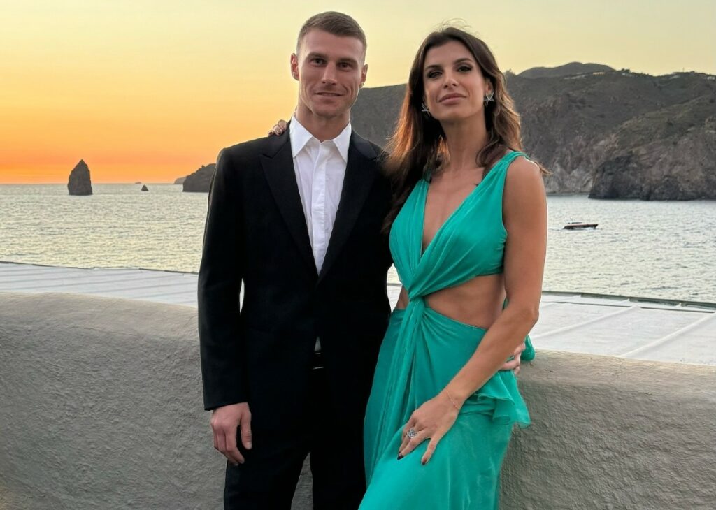 Elisabetta Canalis sceglie le nozze della Leotta per fare il primo vero 'debutto in società' col nuovo compagno Georgian Cimpeanu: guarda Elisabetta Canalis sceglie le nozze della Leotta per fare il primo vero 'debutto in società' col nuovo compagno Georgian Cimpeanu: guarda