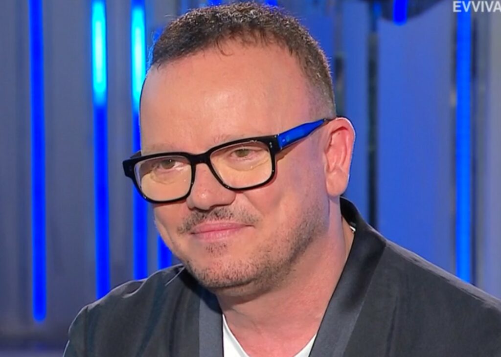 ''Là ho pensato che è lei la donna della mia vita'': Gigi D'Alessio racconta il bellissimo gesto della compagna Denise Esposito incinta ''Là ho pensato che è lei la donna della mia vita'': Gigi D'Alessio racconta il bellissimo gesto della compagna Denise Esposito incinta