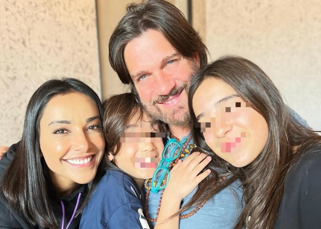 ''A volte mi mancava l’aria'': Juliana Moreira ed Edoardo Stoppa parlano della lontananza durante l’Isola e svelano dove andranno in vacanza